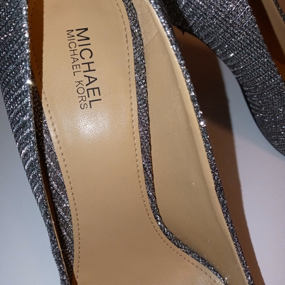 MICHAEL KORS heels - Picture 4 of 9